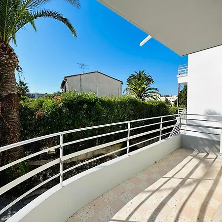 Loti Antibes