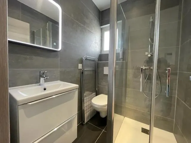 Loti Апартаменти *