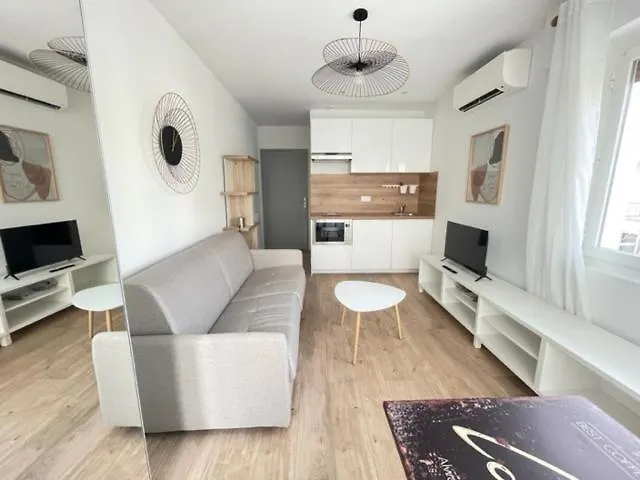 Loti Апартаменти *